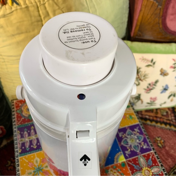 70s Mod Floral Air Pot - Picture 14 of 15